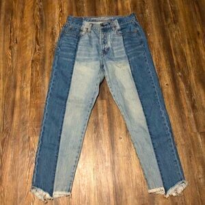 American Eagle Jeans Women's 6 Vintage Hi Rise Two Toned Frayed Hem Relaxed Deni